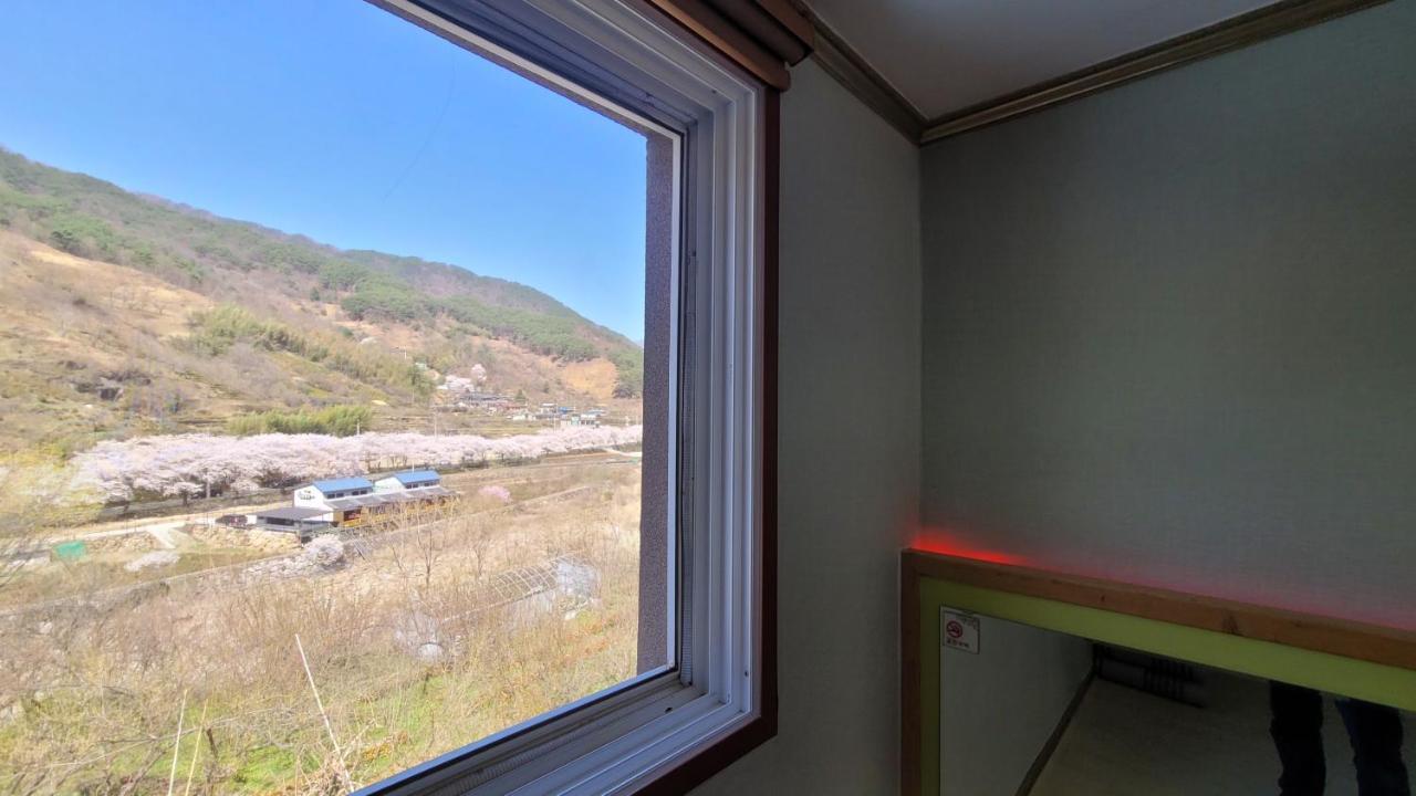Rg Pension Hadong Экстерьер фото