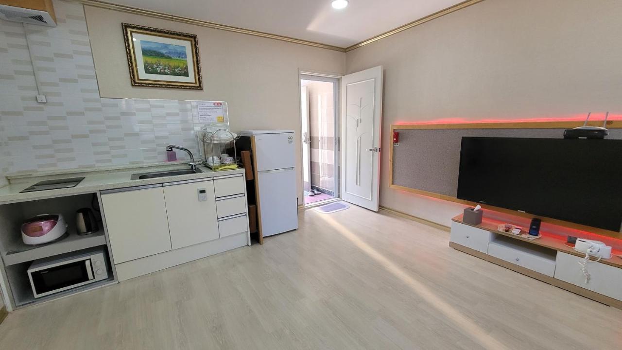 Rg Pension Hadong Экстерьер фото