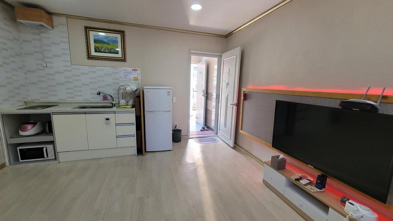 Rg Pension Hadong Экстерьер фото
